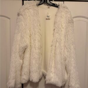 Classy Chic White Fuzzy Open-Front Jacket plus size 26/28.